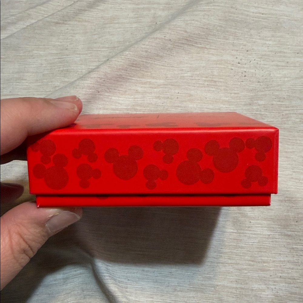 Baublebar Disney Santa Minnie Earrings - Picture 5 of 9